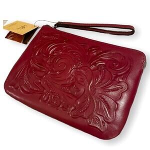 NWT PATRICIA NASH CASSINI WRISTLET     FULL GRAIN LEATHER LAVA  RED IN BOX